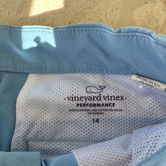 Vineyard Vines Men's Shorts - Tan, Navy, Light Blue boys 14 - Picture 4 of 4